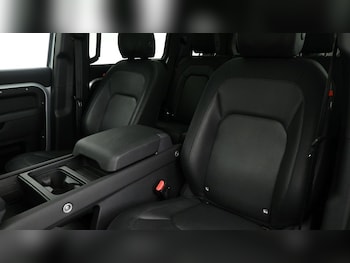 Used Land Rover Defender 110 2023 for sale - 75412030: Photo