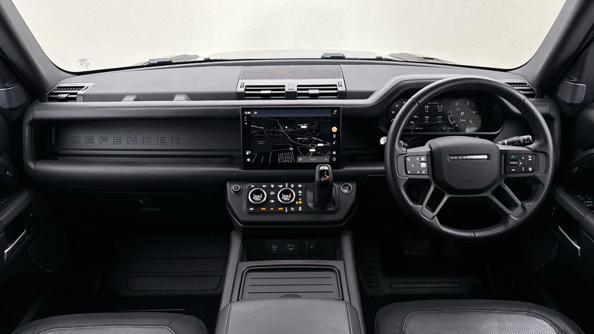 Used Land Rover Defender 110 2024 for sale - 75999276: Photo 12