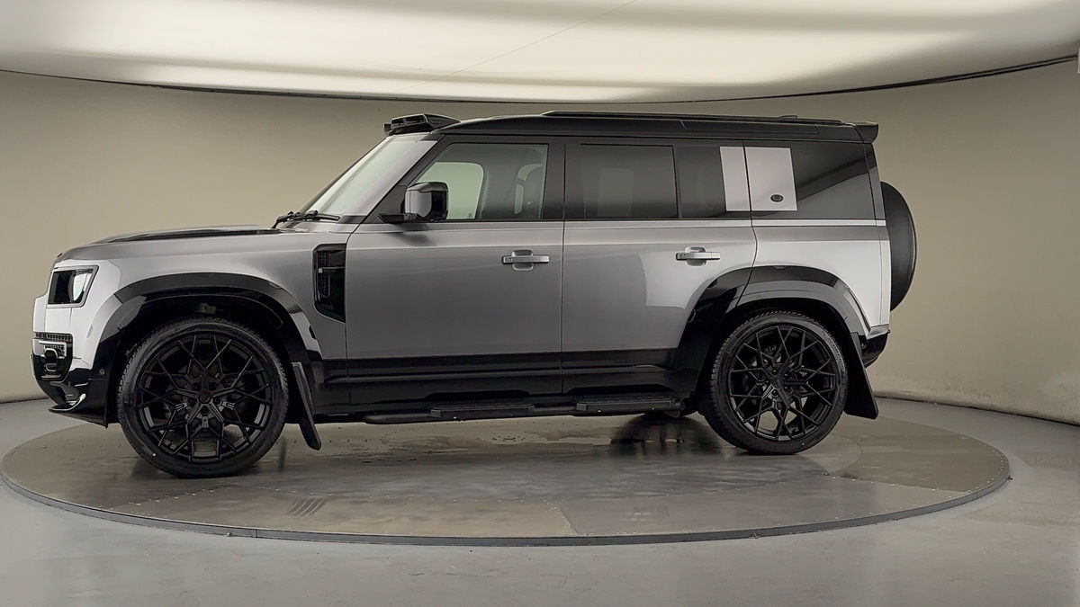 Used Land Rover Defender 110 2024 for sale - 75999276: Photo 33