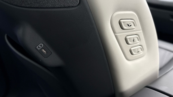 Used Kia EV9 2024 for sale - 76224262: Photo 30