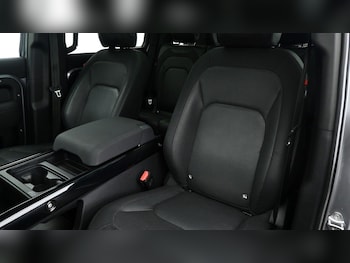 Used Land Rover Defender 110 2022 for sale - 75336935: Photo