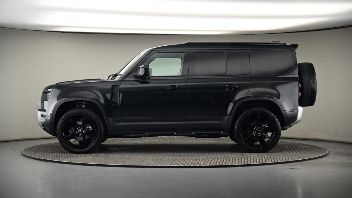Used Land Rover Defender 110 2024 for sale - 75427632: Photo 16