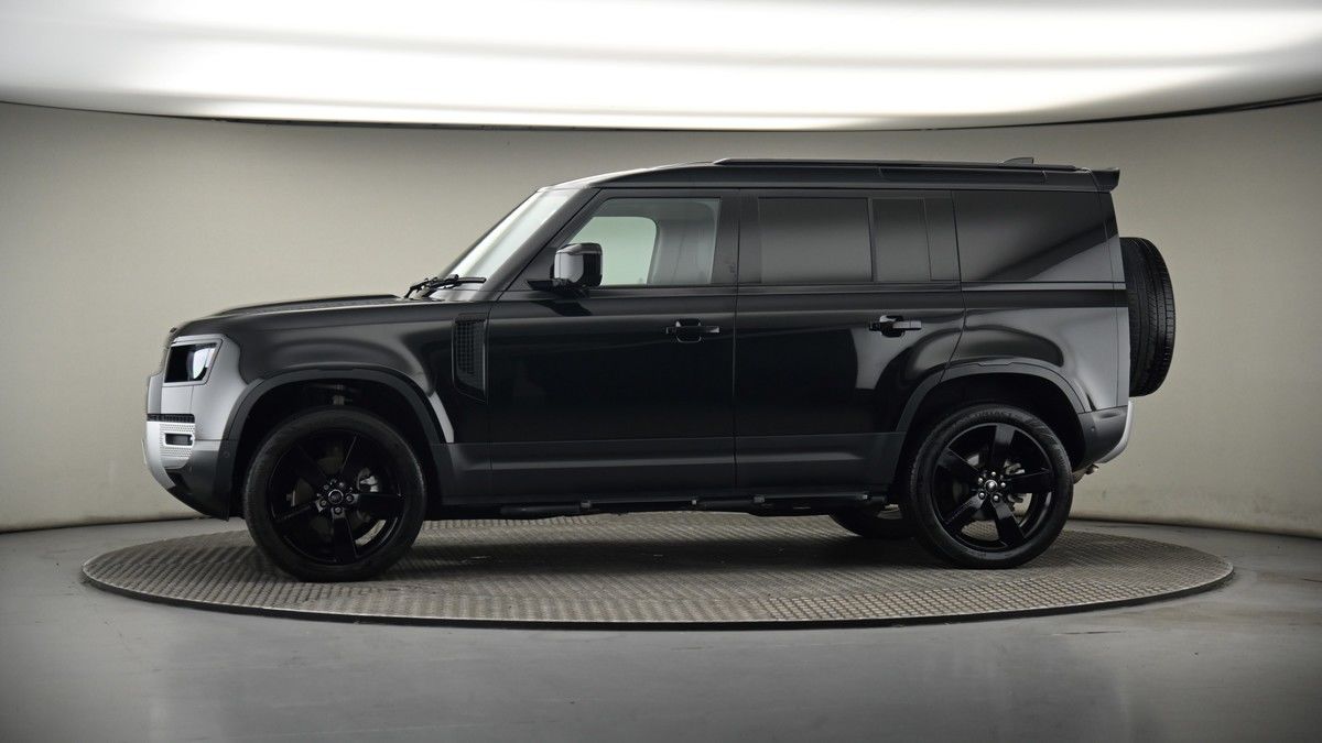 Used Land Rover Defender 110 2024 for sale - 75427632: Photo 32