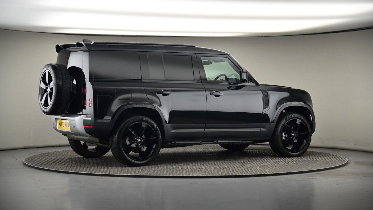 Used Land Rover Defender 110 2024 for sale - 75427632: Photo 38