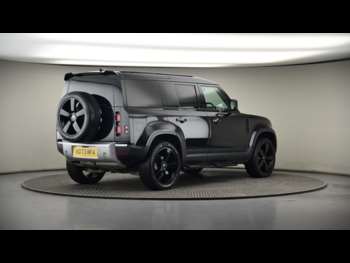 Used Land Rover Defender 110 2024 for sale - 75427632: Photo