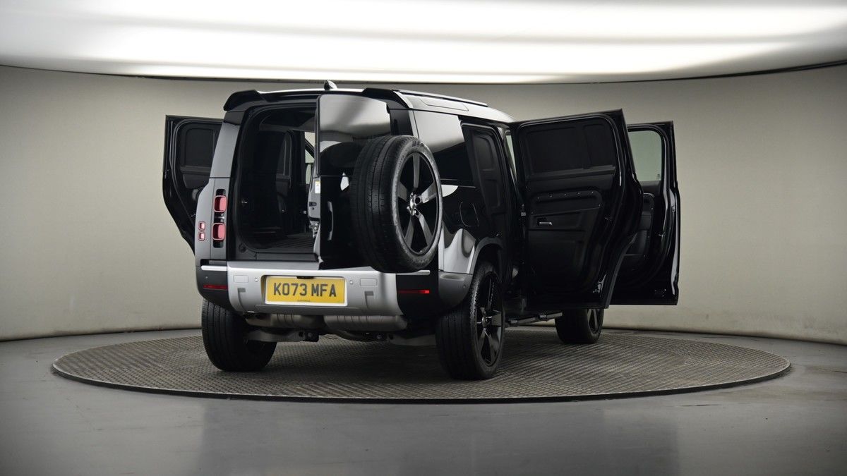 Used Land Rover Defender 110 2024 for sale - 75427632: Photo 52