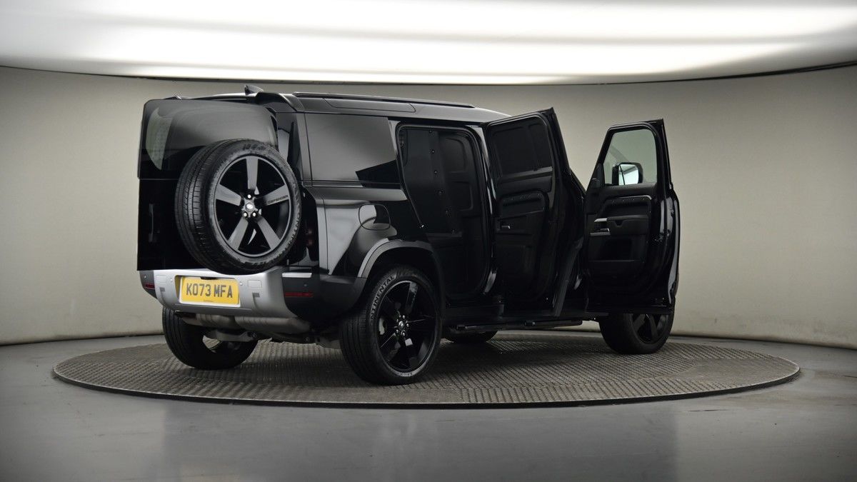 Used Land Rover Defender 110 2024 for sale - 75427632: Photo 53
