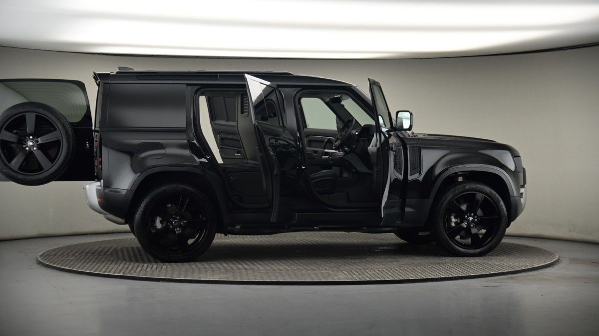 Used Land Rover Defender 110 2024 for sale - 75427632: Photo 55