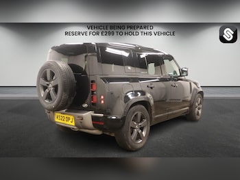 Used Land Rover Defender 110 2022 for sale - 78459144: Photo