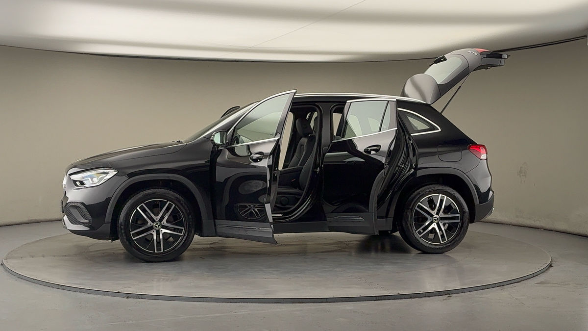 Used Mercedes-Benz GLA 2022 for sale - 77395055: Photo 47