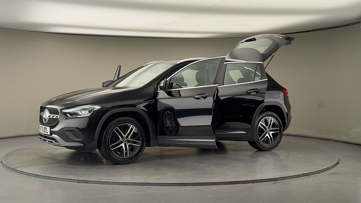 Used Mercedes-Benz GLA 2022 for sale - 77395055: Photo 48