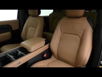 Used Land Rover Defender 90 2024 for sale - 75172165: Photo