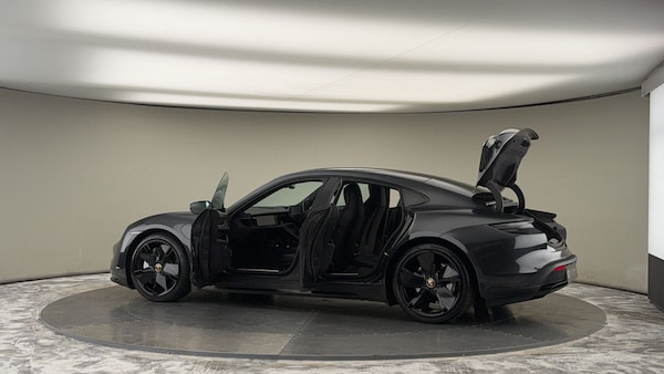 Used Porsche Taycan 2020 for sale - 75704588: Photo 10