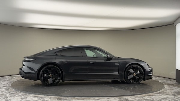 Used Porsche Taycan 2020 for sale - 75704588: Photo 16