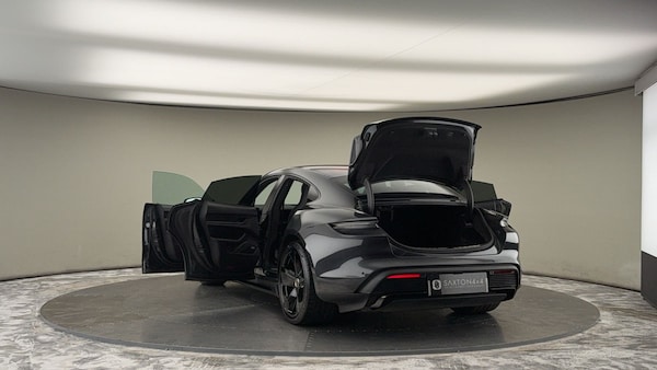 Used Porsche Taycan 2020 for sale - 75704588: Photo 59