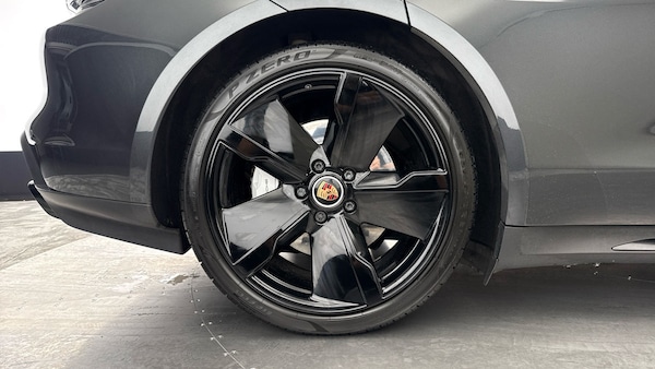 Used Porsche Taycan 2020 for sale - 75704588: Photo 8