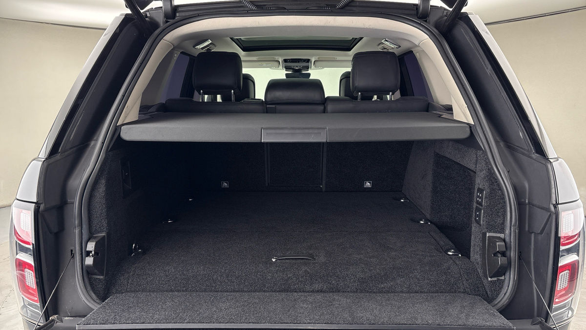 Used Land Rover Range Rover 2020 for sale - 76863673: Photo 11