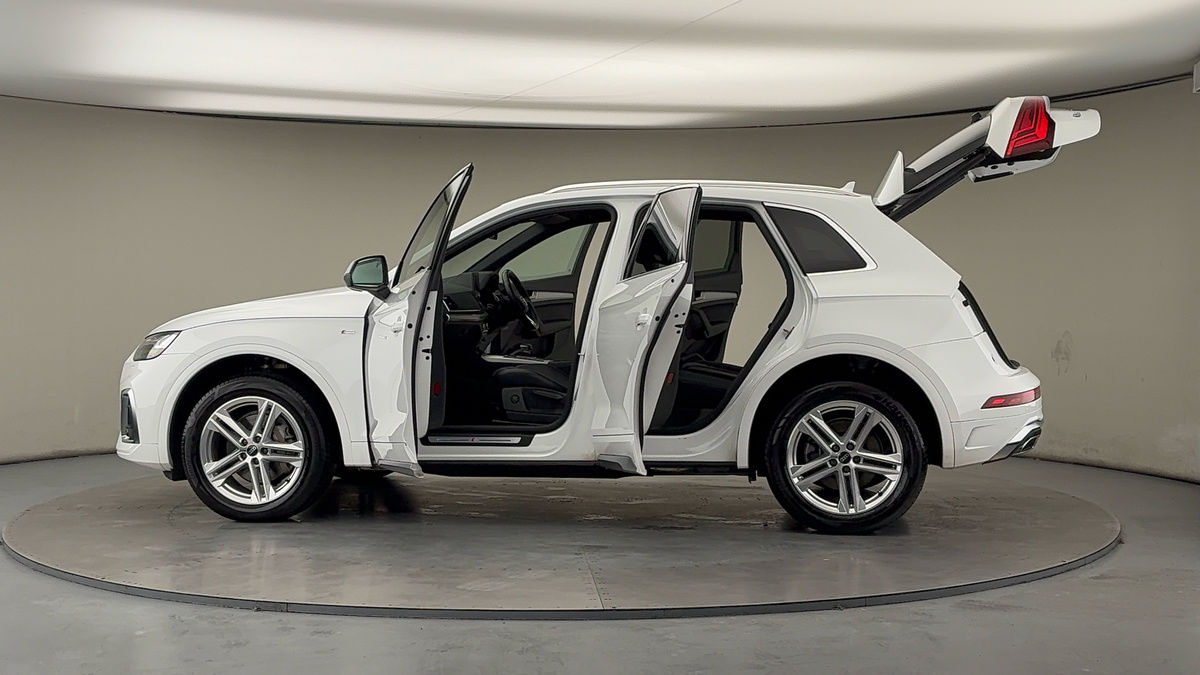 Used Audi Q5 2022 for sale - 77065490: Photo 46