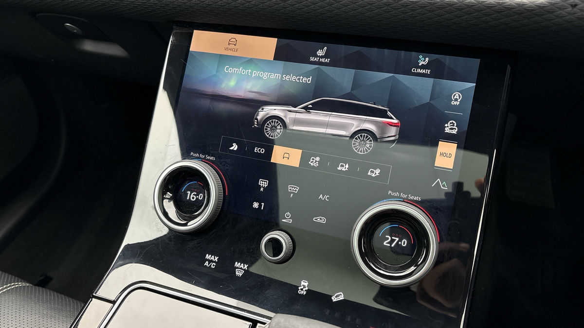 Used Land Rover Range Rover Velar 2023 for sale - 76686926: Photo 25