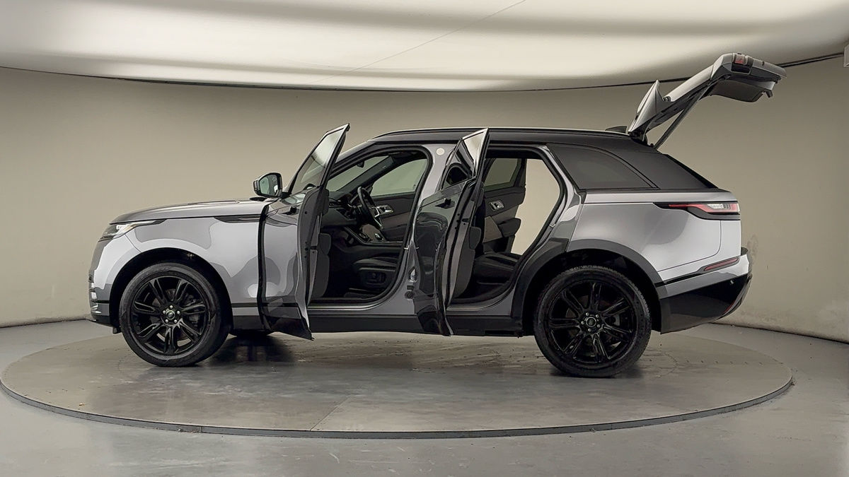 Used Land Rover Range Rover Velar 2023 for sale - 76686926: Photo 47