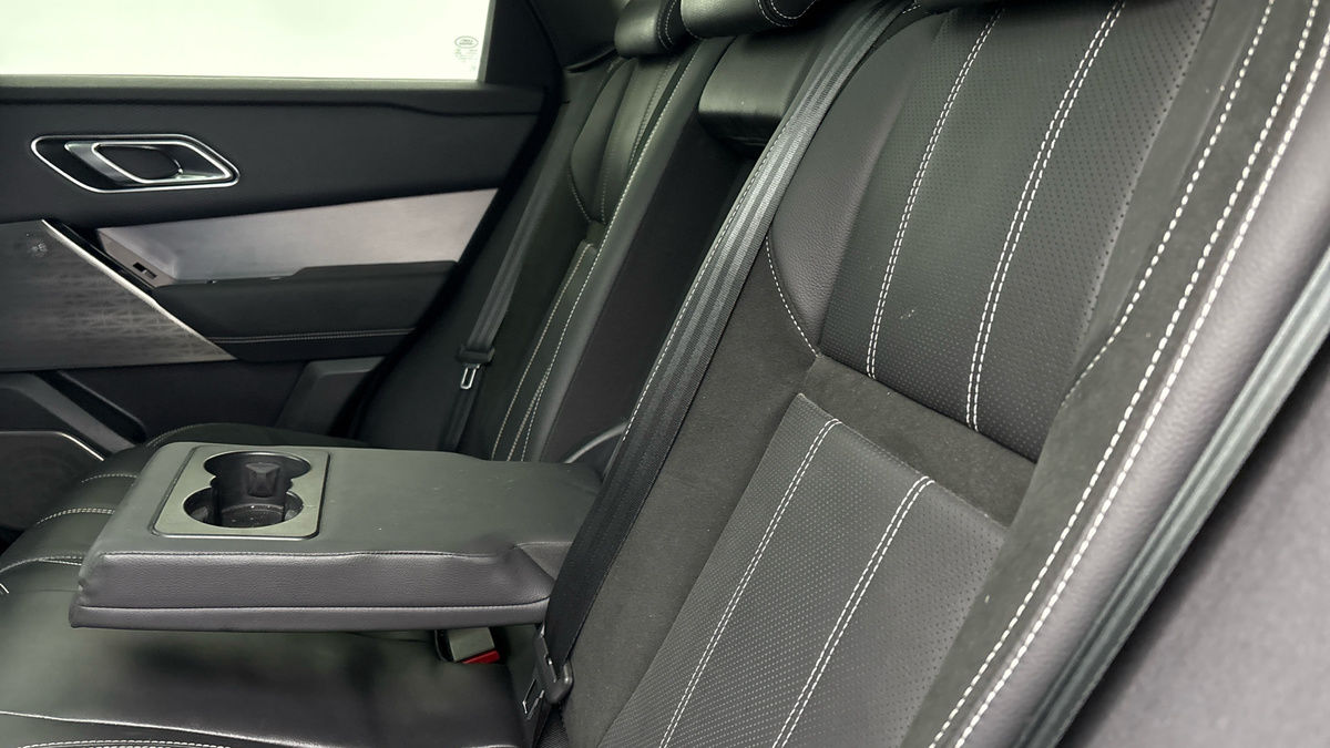 Used Land Rover Range Rover Velar 2023 for sale - 76686926: Photo 9