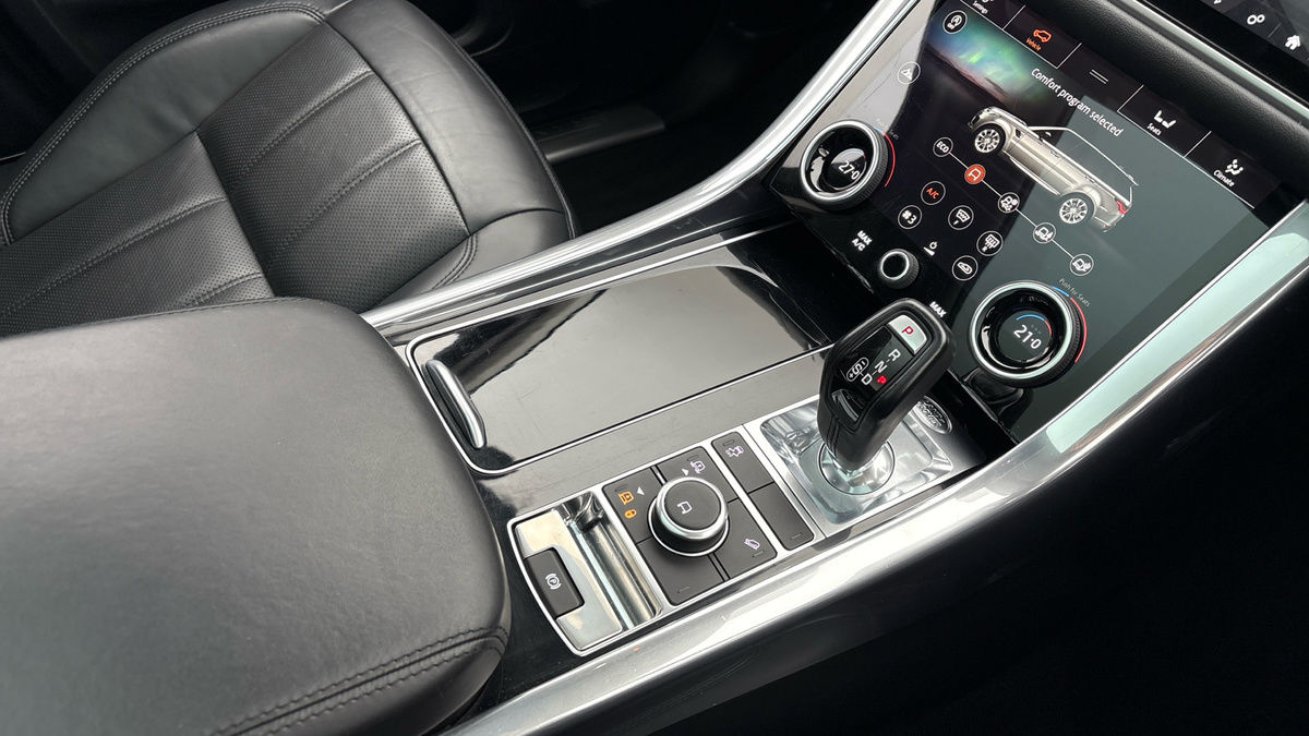 Used Land Rover Range Rover Sport 2018 for sale - 77766126: Photo 18