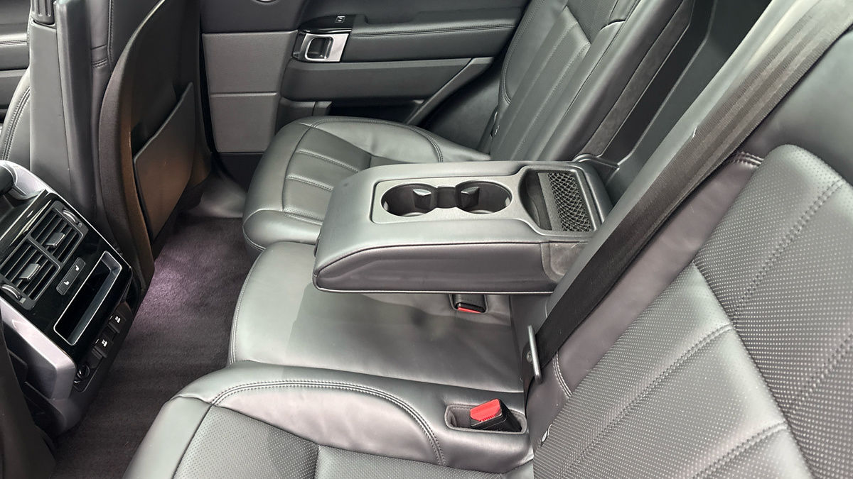 Used Land Rover Range Rover Sport 2018 for sale - 77766126: Photo 9