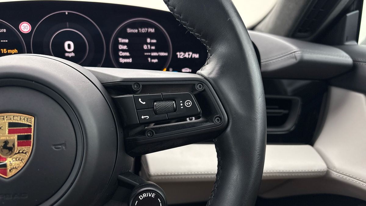 Used Porsche Taycan 2023 for sale - 75729981: Photo 14