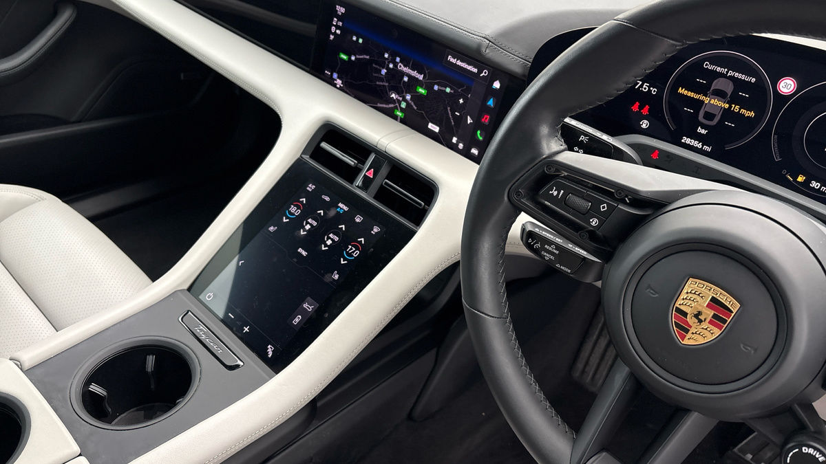 Used Porsche Taycan 2023 for sale - 75729981: Photo 18