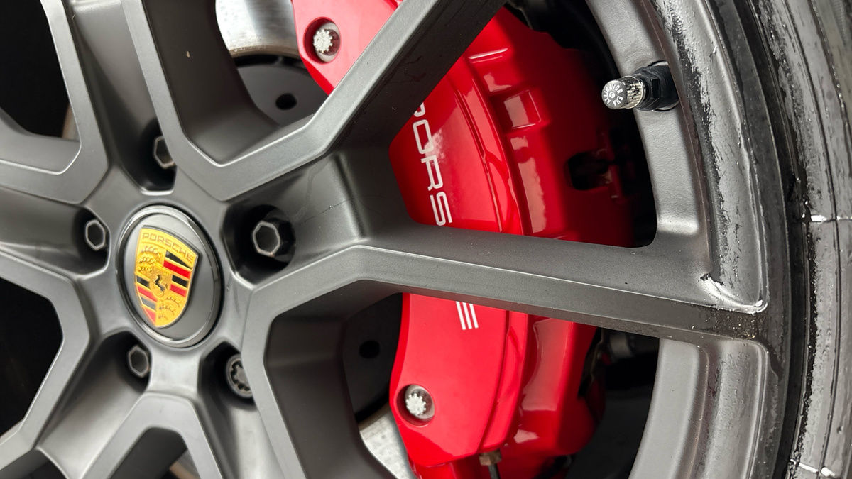 Used Porsche Taycan 2023 for sale - 75729981: Photo 28