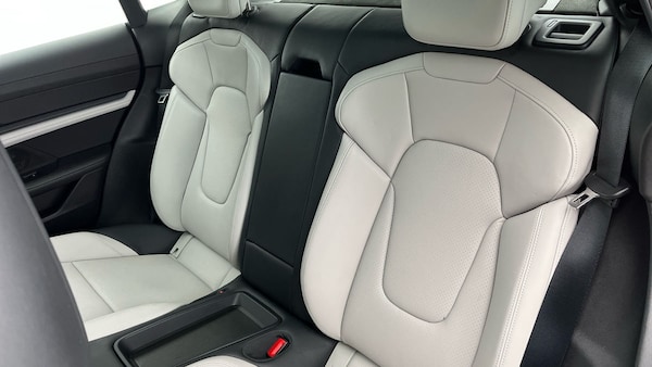 Used Porsche Taycan 2023 for sale - 75729981: Photo 8
