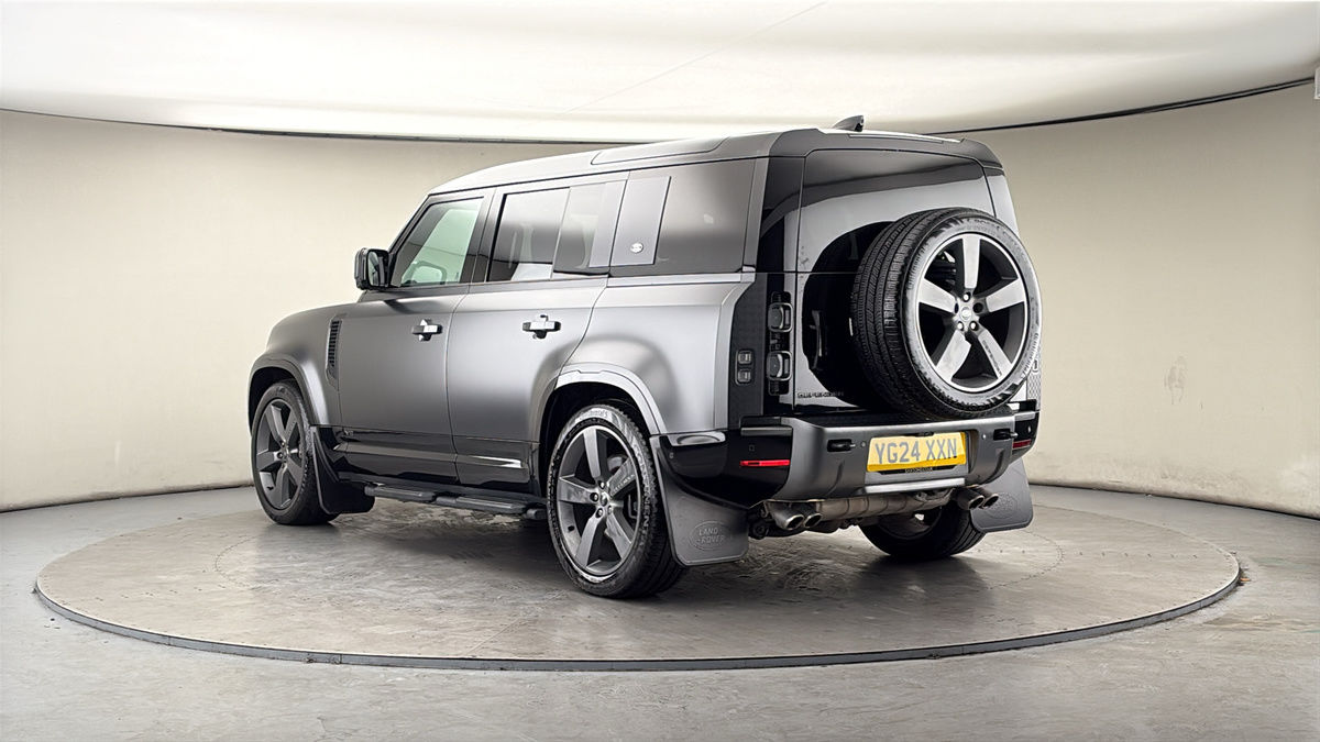 Used Land Rover Defender 2024 for sale - 77953685: Photo 2