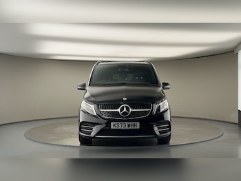 Used Mercedes-Benz V-Class 2023 for sale - 78632791: Photo