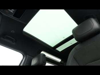 Used Land Rover Defender 90 2023 for sale - 74747682: Photo