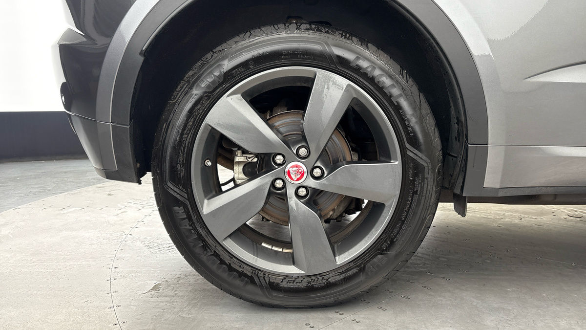 Used Jaguar E-Pace 2020 for sale - 76292325: Photo 10