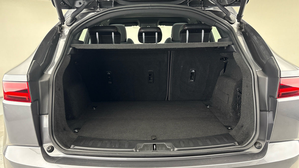 Used Jaguar E-Pace 2020 for sale - 76292325: Photo 11