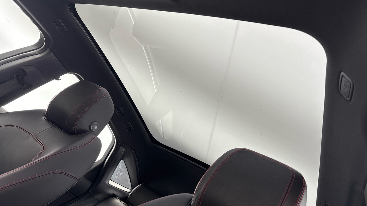 Used Jaguar E-Pace 2020 for sale - 76292325: Photo 6