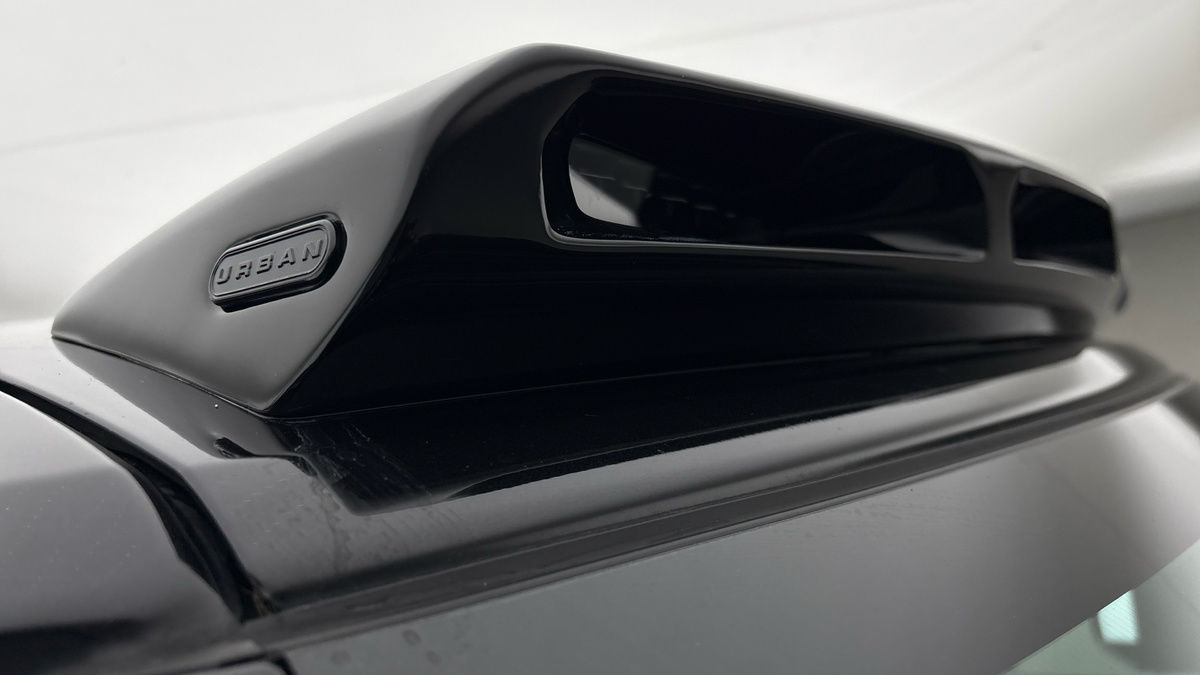 Used Land Rover Defender 130 2023 for sale - 78018082: Photo 25