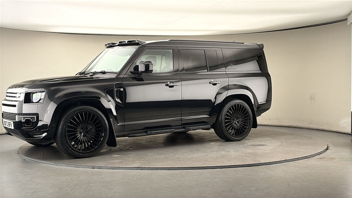 Used Land Rover Defender 130 2023 for sale - 78018082: Photo 34