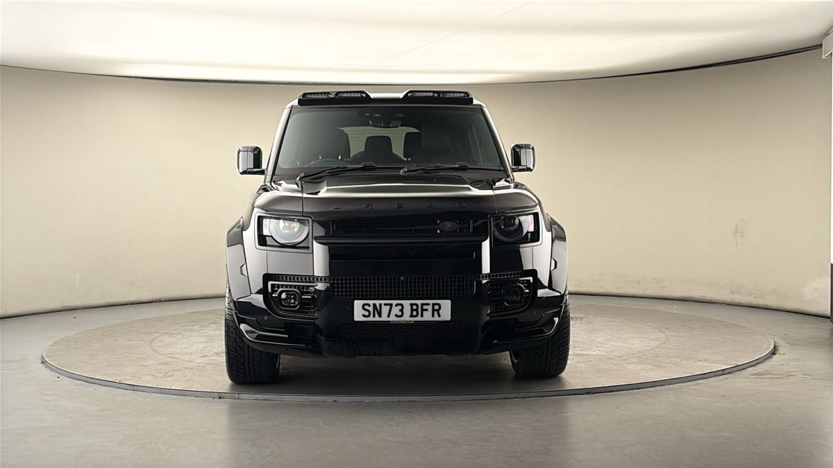 Used Land Rover Defender 130 2023 for sale - 78018082: Photo 37