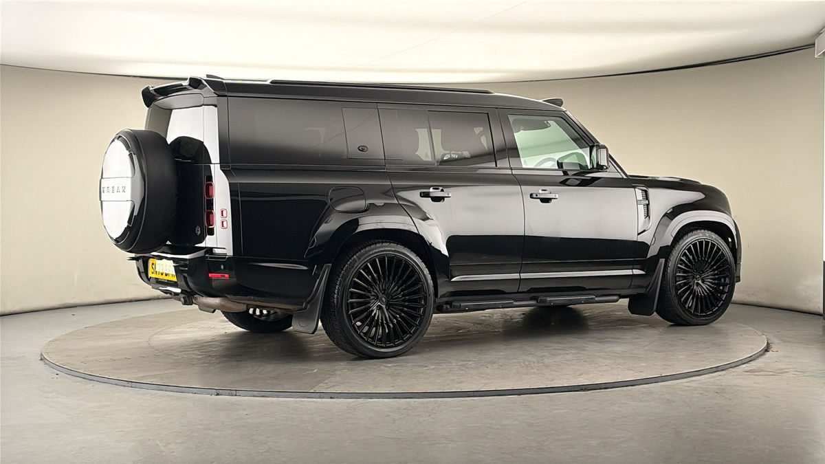 Used Land Rover Defender 130 2023 for sale - 78018082: Photo 43