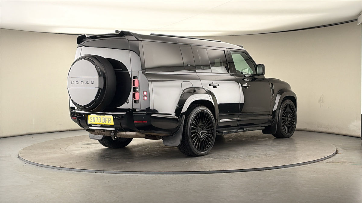 Used Land Rover Defender 130 2023 for sale - 78018082: Photo 44