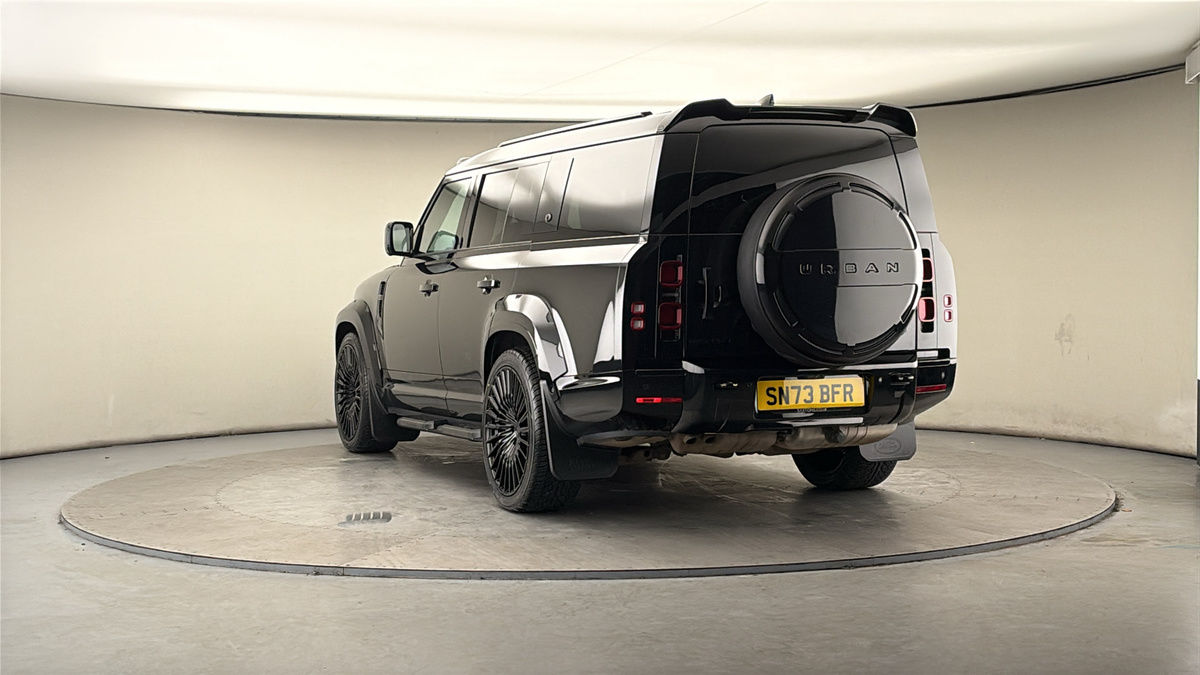 Used Land Rover Defender 130 2023 for sale - 78018082: Photo 47