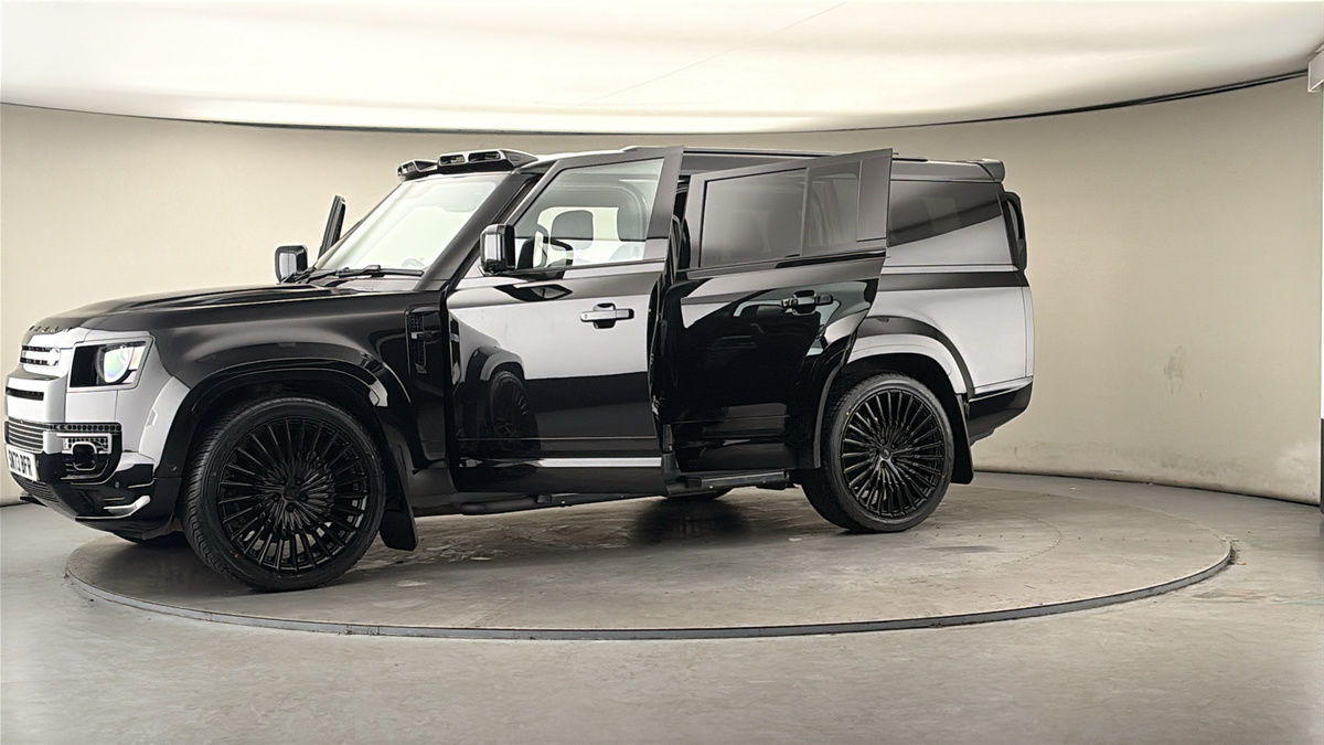 Used Land Rover Defender 130 2023 for sale - 78018082: Photo 53