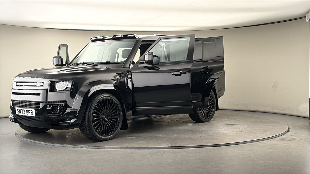 Used Land Rover Defender 130 2023 for sale - 78018082: Photo 54