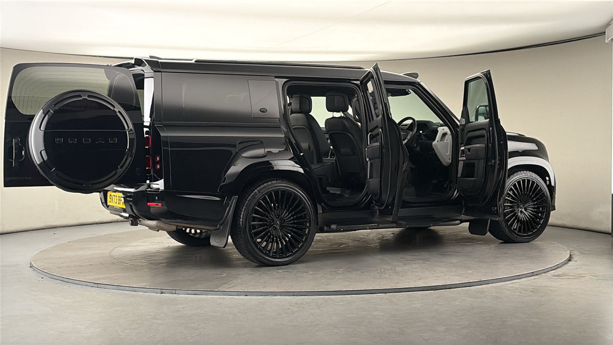 Used Land Rover Defender 130 2023 for sale - 78018082: Photo 62