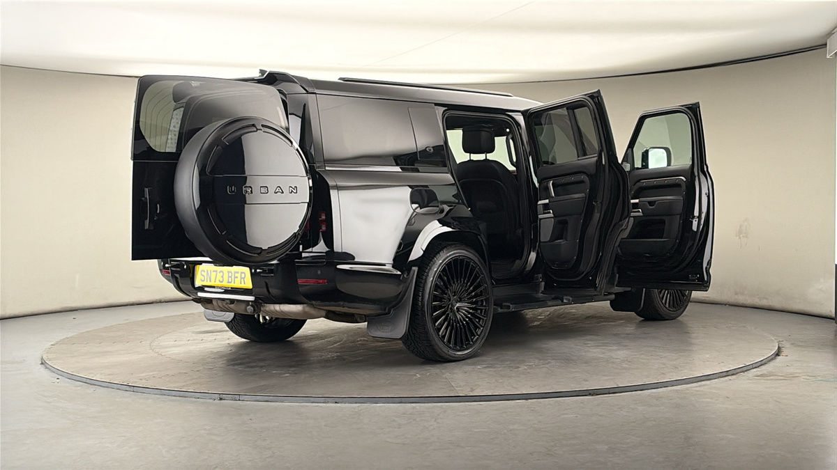 Used Land Rover Defender 130 2023 for sale - 78018082: Photo 63