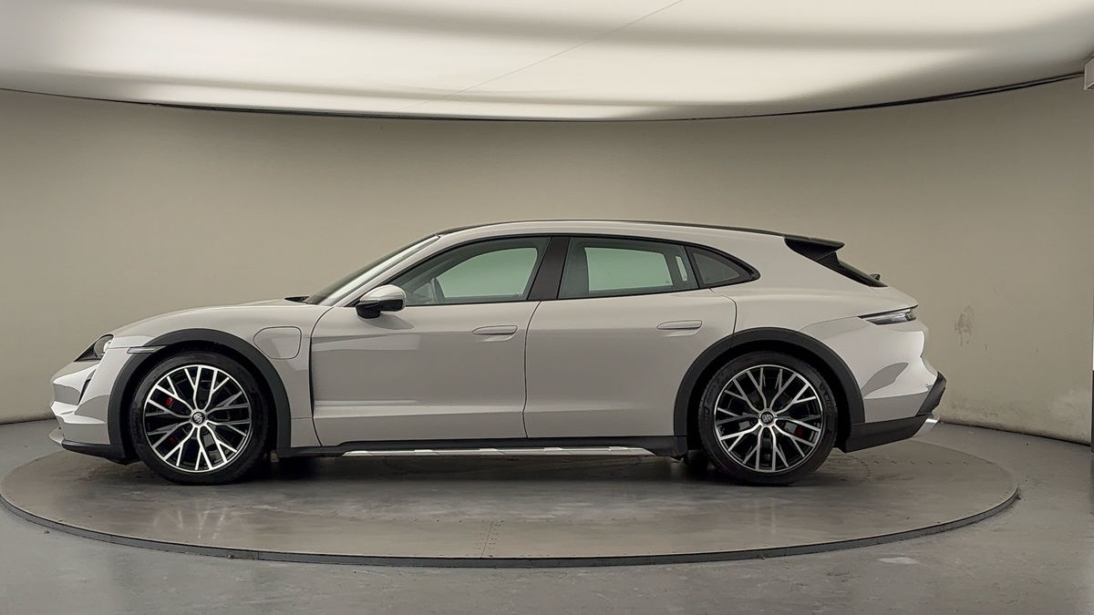 Used Porsche Taycan 2022 for sale - 78213254: Photo 16