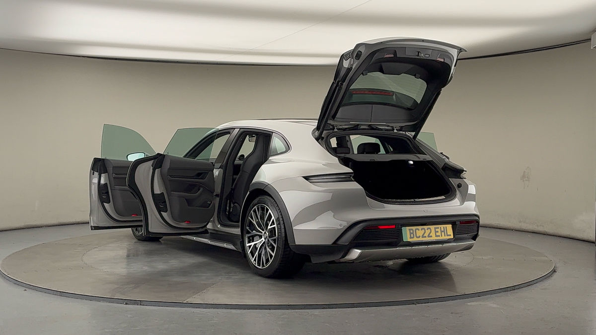 Used Porsche Taycan 2022 for sale - 78213254: Photo 24