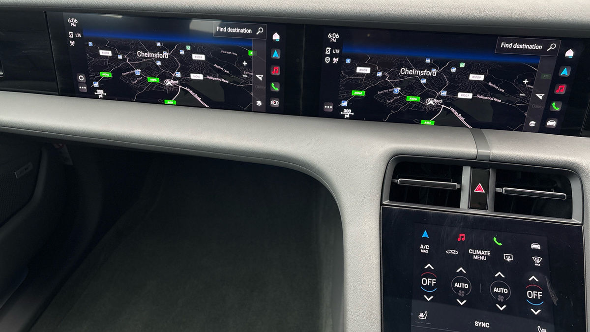 Used Porsche Taycan 2022 for sale - 78213254: Photo 26